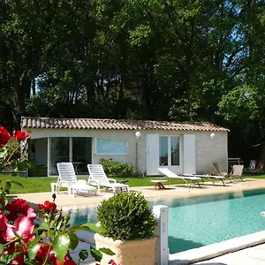 https://un-lit-en-provence.fr-provencehotel.com